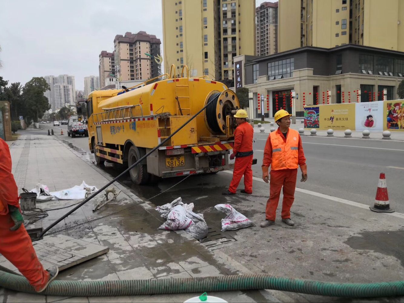 牙克石排污管道清淤-管道清洗