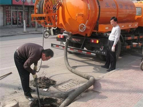 牙克石清掏化粪池，健康生活从这里开始